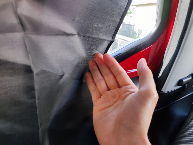セリア 車 クルマ用カーテンマグネット付き レギュラーサイズ 4個セット 通販